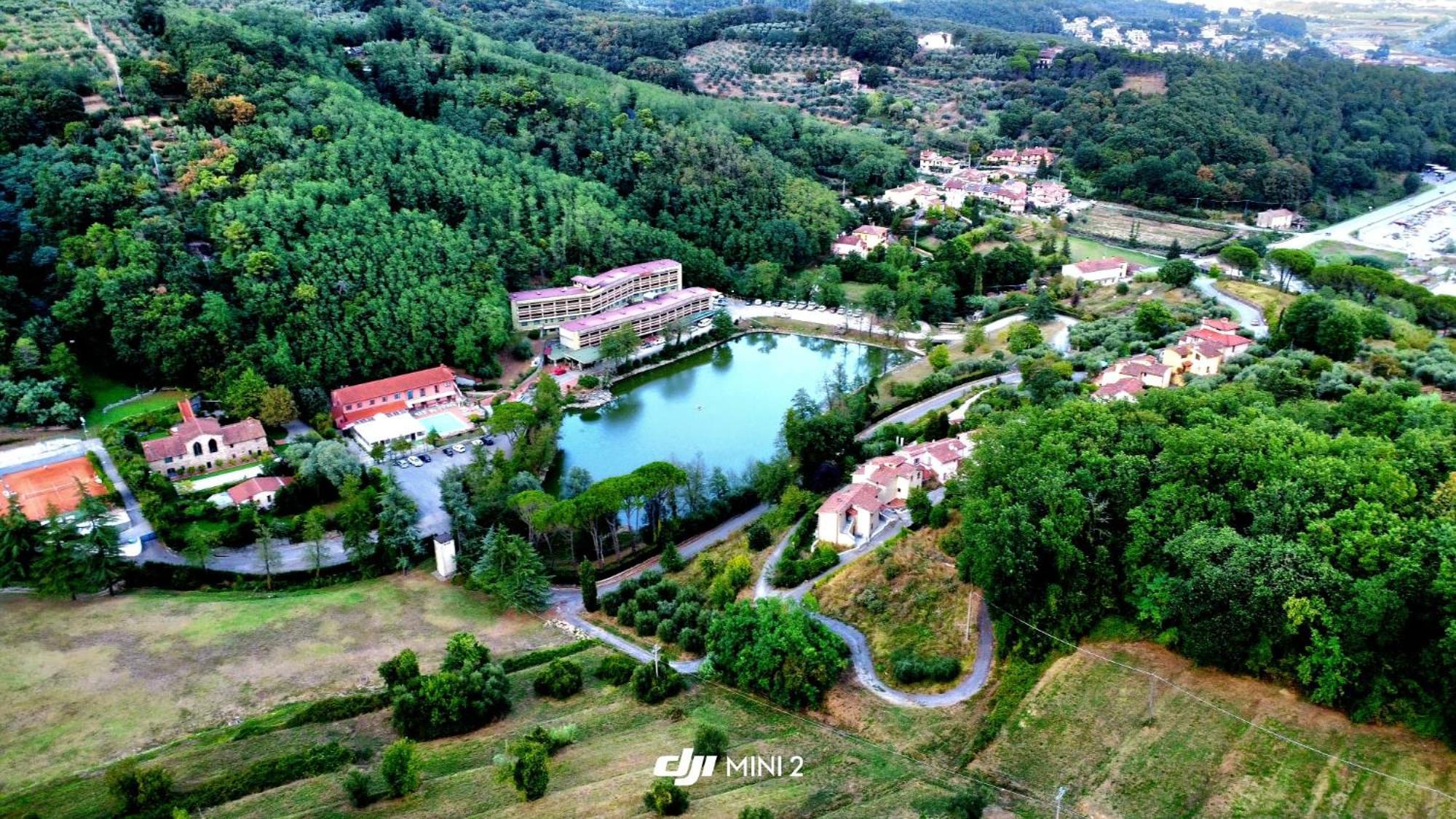 فندق هوتل لاجو فيردي Serravalle Pistoiese المظهر الخارجي الصورة