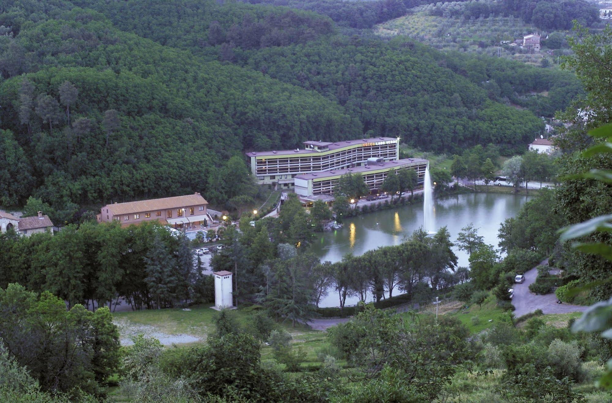 فندق هوتل لاجو فيردي Serravalle Pistoiese المظهر الخارجي الصورة